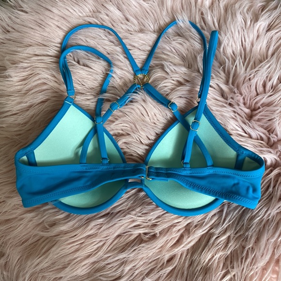 Malibu Love Fabulous Push-Up Top - Picture 2 of 8